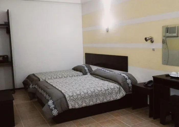 Hotel Metro Park Mandaue 2*