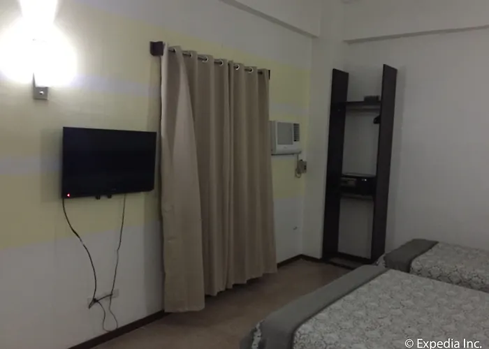 Hotel Metro Park Mandaue 2*