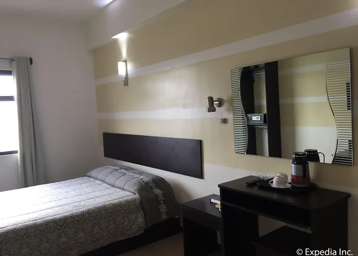 Hotel Metro Park Mandaue 2*